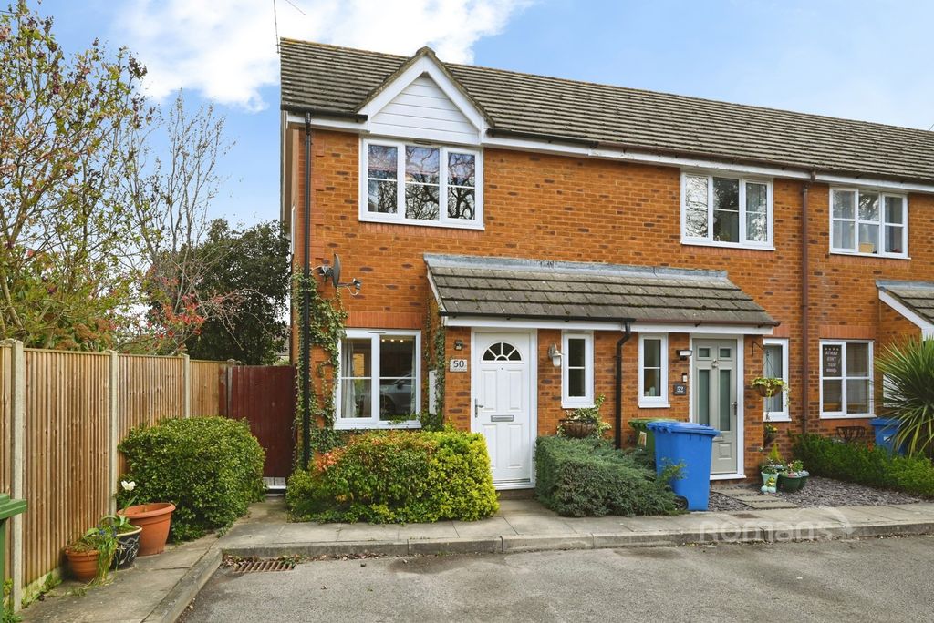 Property photo 2 of 14 Pbox-Img.Jpg