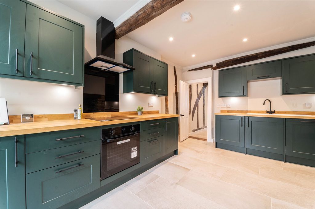 Property photo 3 of 13 Kitchen