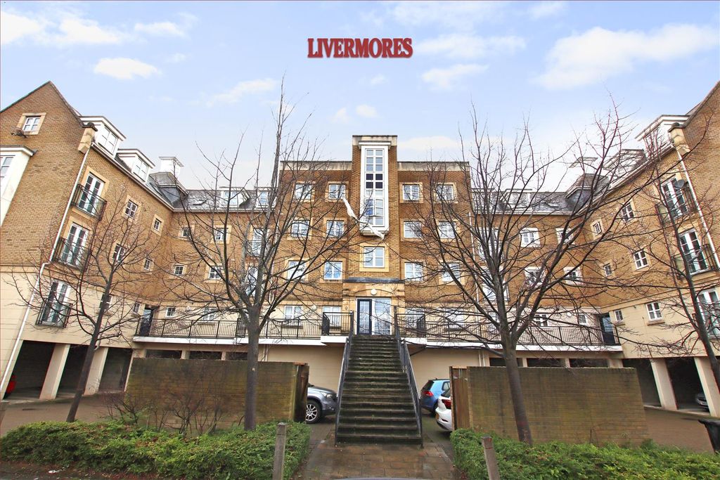 Property photo 1 of 7 Img_1953 Dp.Jpg