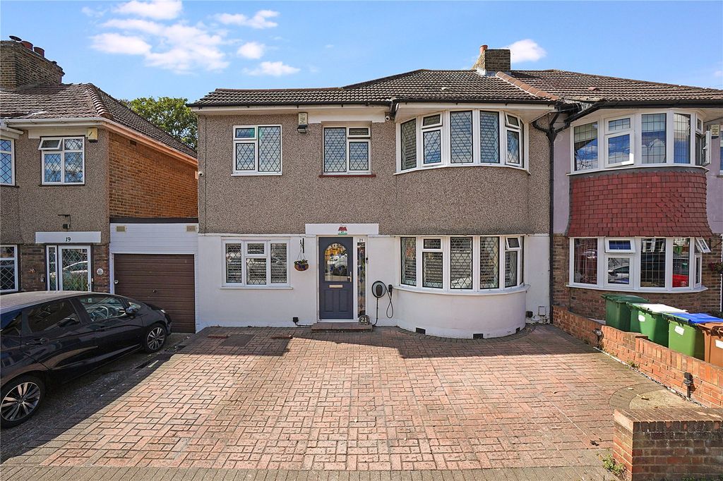 Property photo 1 of 22 Picture No. 32
