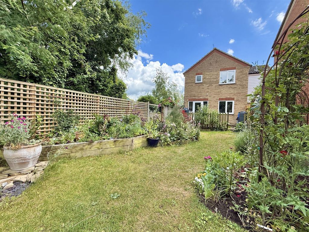 Property photo 1 of 20