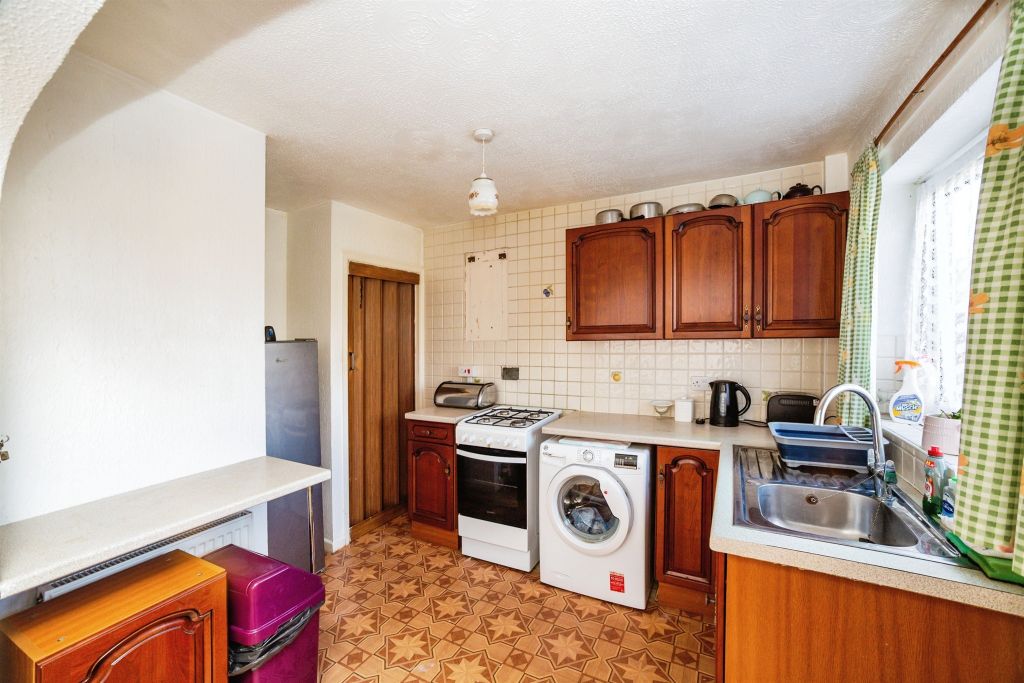 Property photo 3 of 17