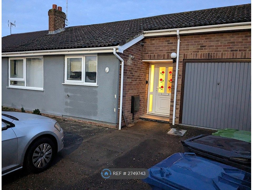 Property photo 1 of 12 Front Of House, With Flat On The Left