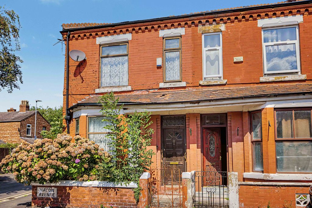 Property photo 1 of 13