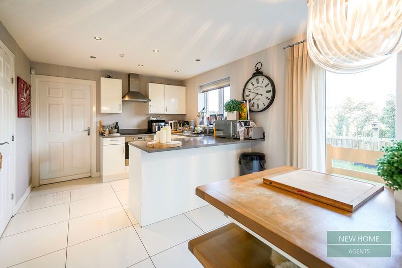 Property photo 2 of 18 Photo 10