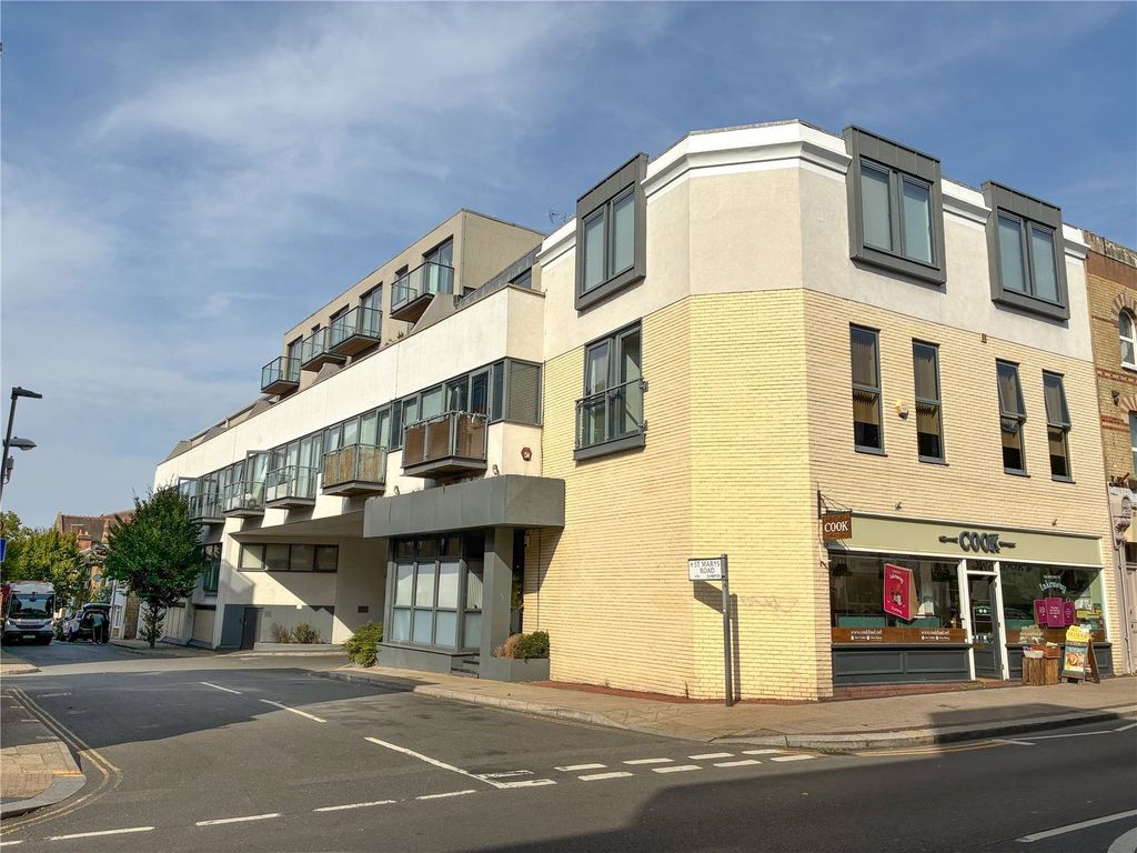 Property photo 1 of 13 External