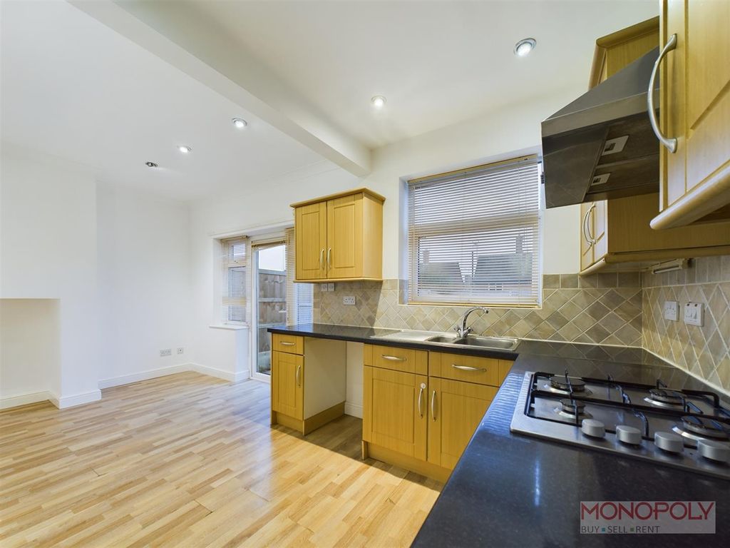 Property photo 3 of 10 Kitchen/ Diner