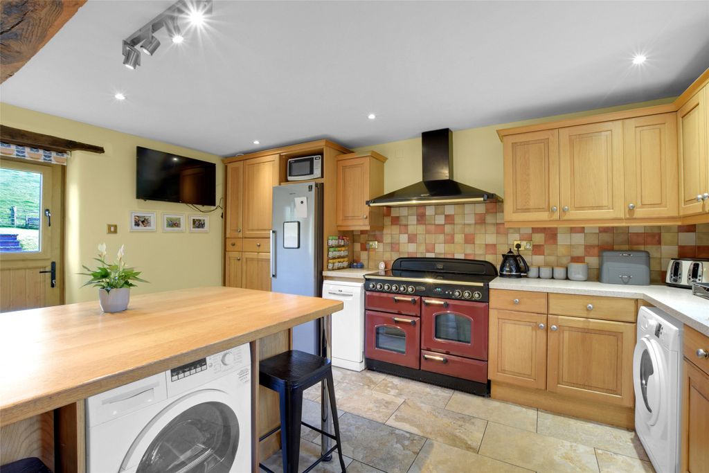 Property photo 3 of 14 Picture No. 04