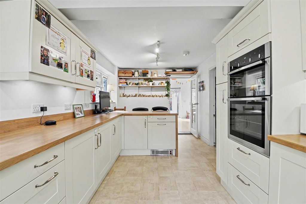 Property photo 2 of 38 Kitchen
