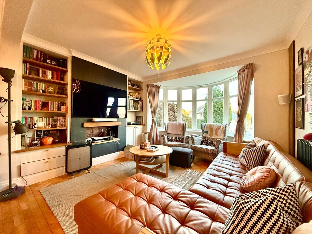 Property photo 3 of 18