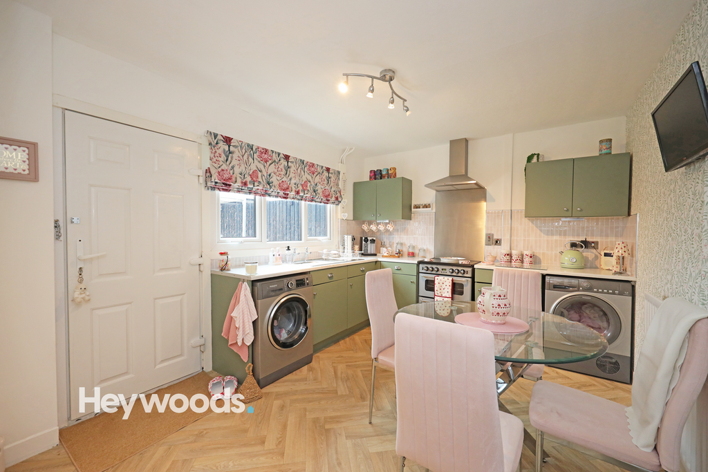 Property photo 3 of 27 0F1A7259