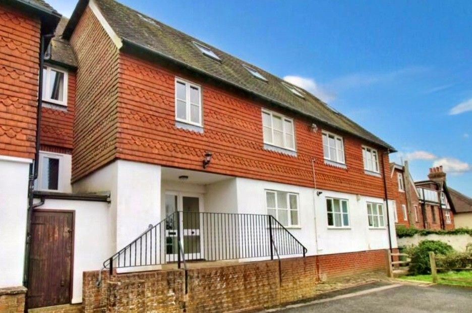 Property photo 1 of 7