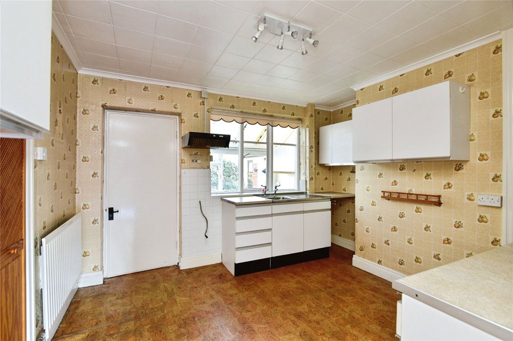 Property photo 3 of 26 Picture No. 16