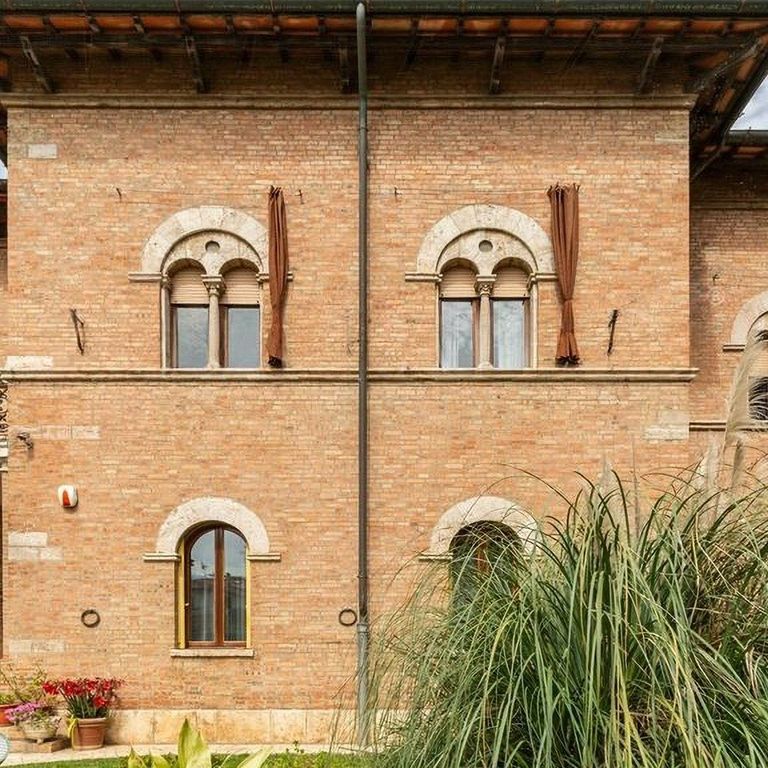 Property photo 1 of 19 Charming Villa In Follonica, Tuscany