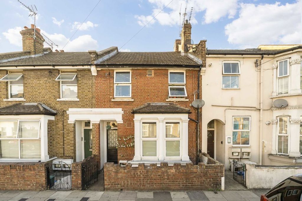 Property photo 1 of 7