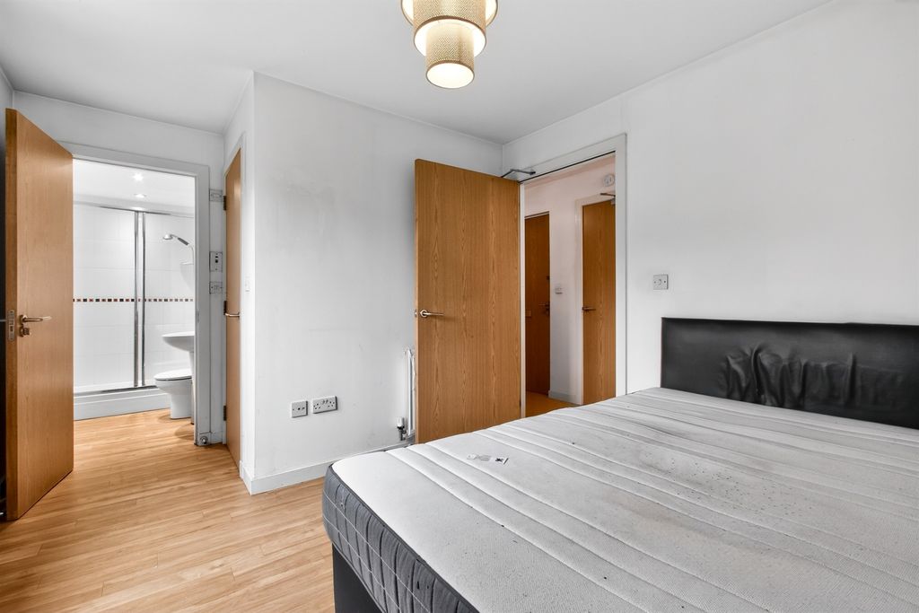 Additional image 7 of 2 bed flat for saleChandlers Court, Stirling FK8