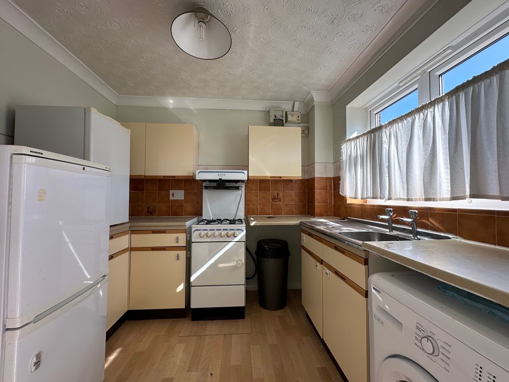 Property photo 2 of 15 Kitchen