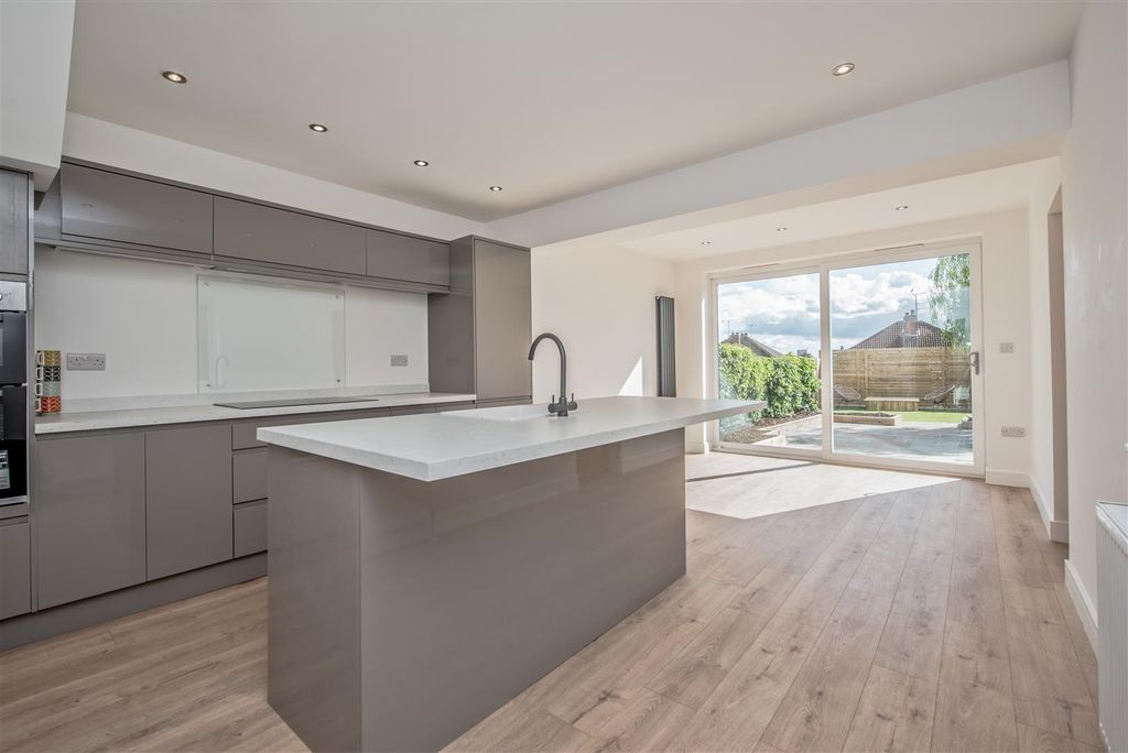 Property photo 3 of 24 Newly Fitted Extended Fitted Dining Kitchen: