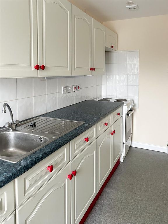 Property photo 2 of 9 2 Whitestone -11.Jpg