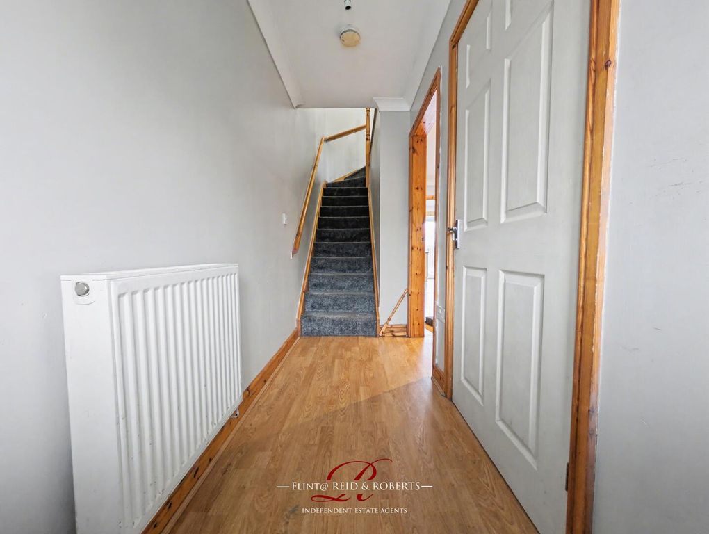 Property photo 2 of 15 Hallway