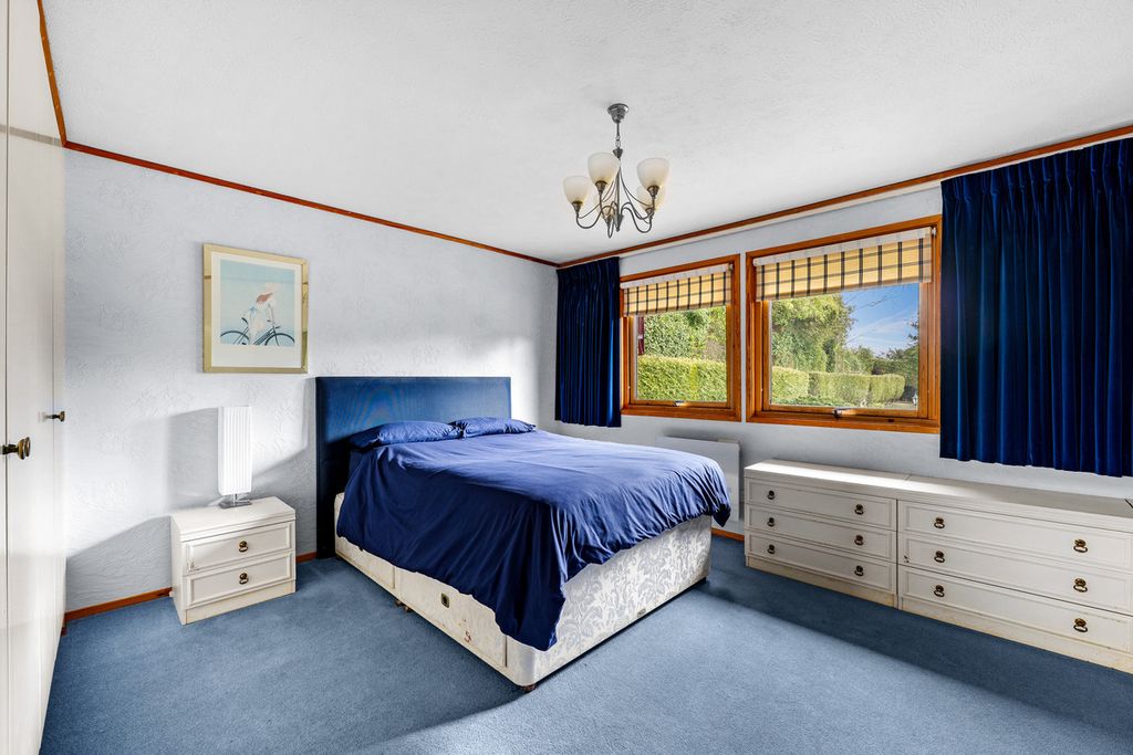 Additional image 6 of 3 bed bungalow for saleWoodcote Park Avenue, Purley CR8