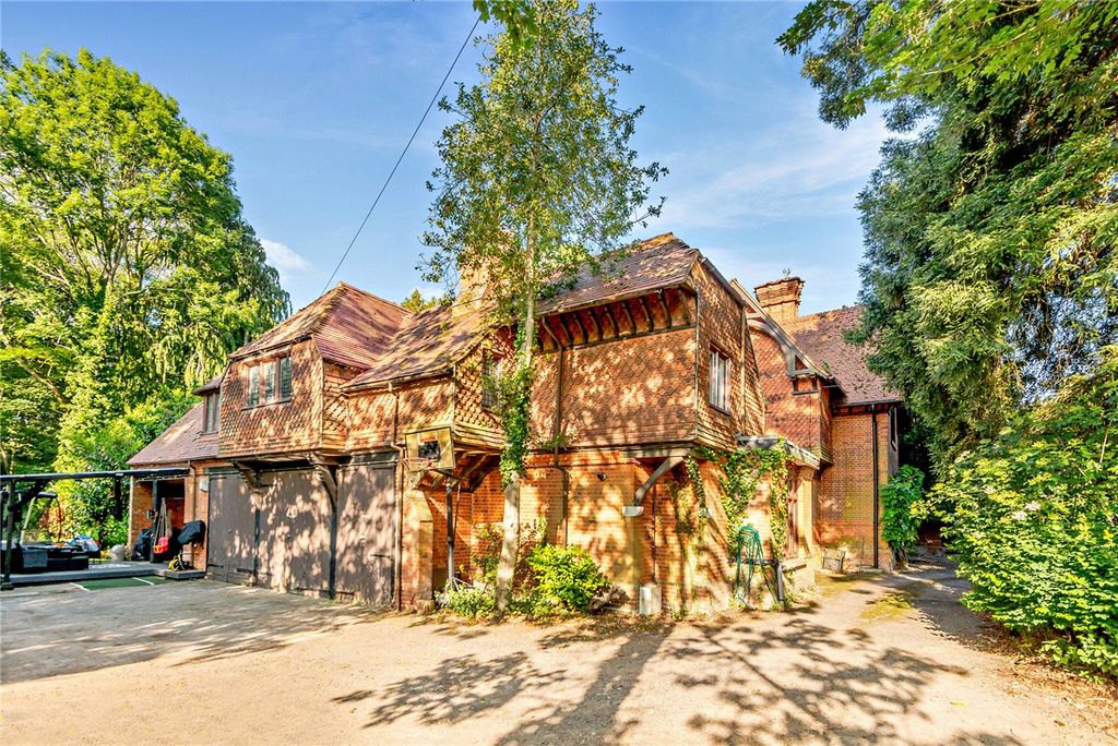 Additional image 28 of 9 bed country house for salePriest Hill, Old Windsor, Windsor, Surrey SL4