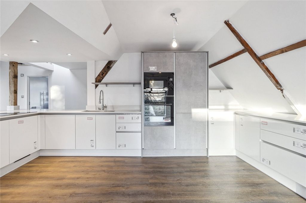 Property photo 2 of 8 Picture No. 05