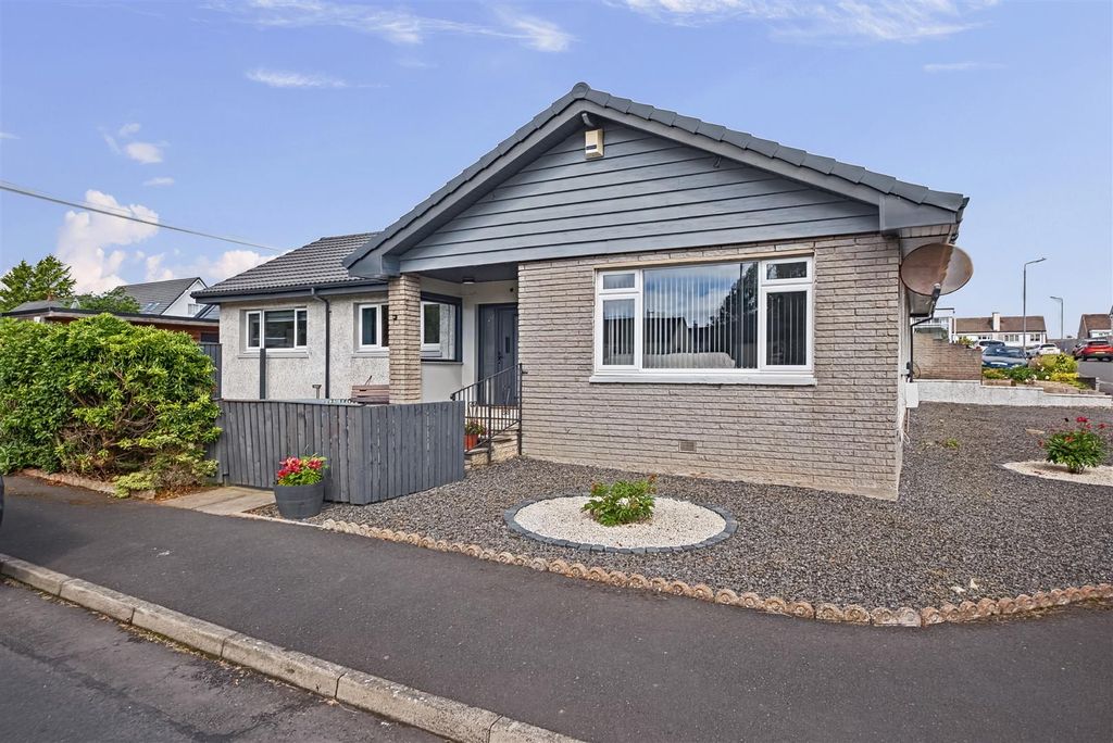 Property photo 1 of 24 Secaurin Avenue-2.Jpg