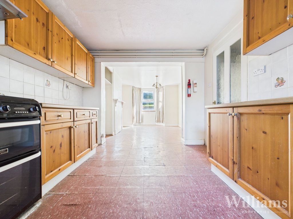 Property photo 3 of 26