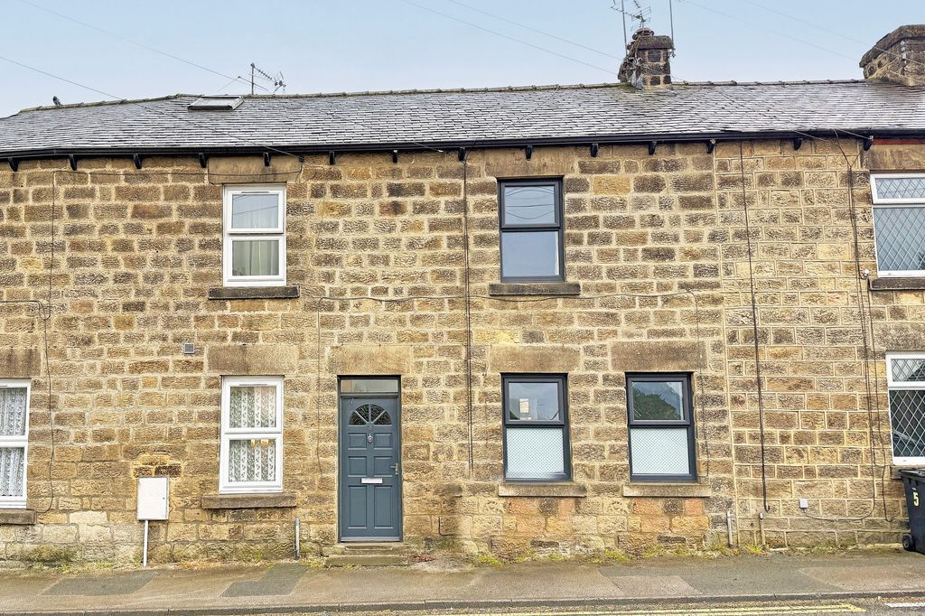 Property photo 1 of 12