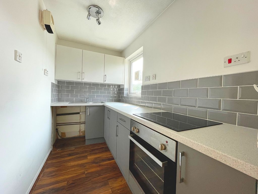Property photo 3 of 10 3547645