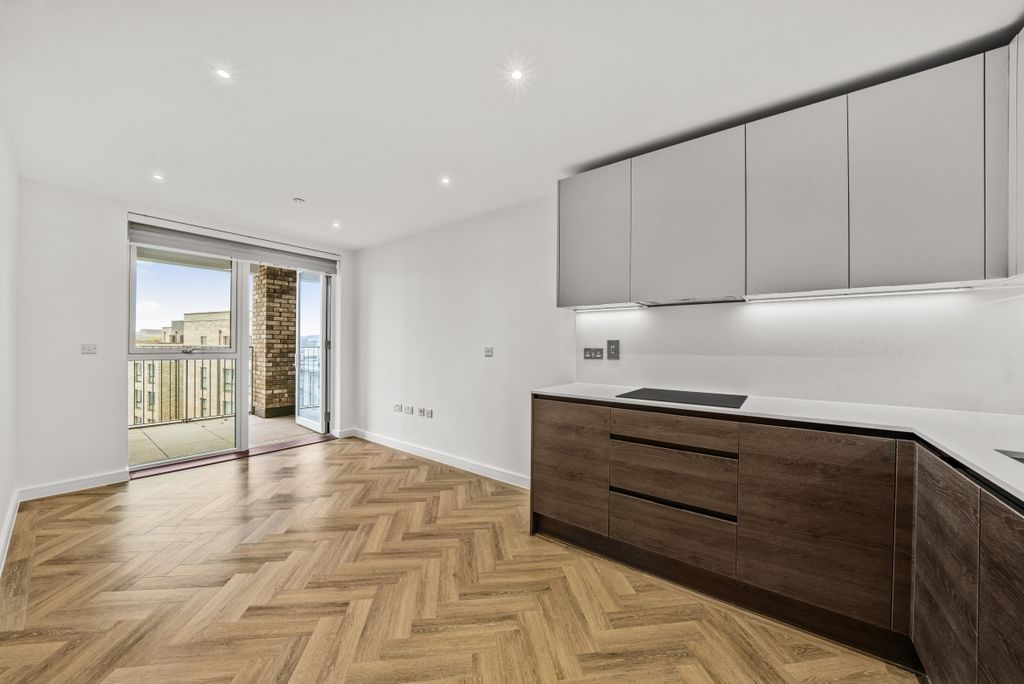 Property photo 1 of 16 1-16