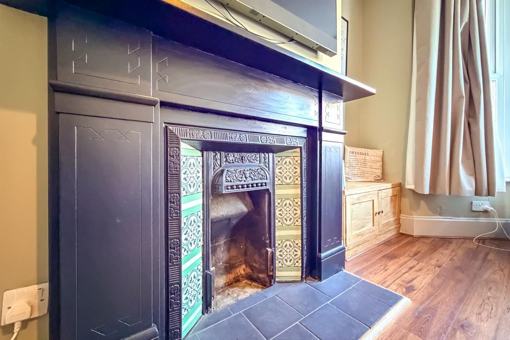 Property photo 3 of 26 Lounge