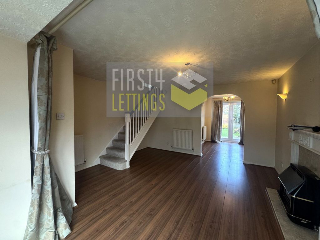 Property photo 3 of 15 Photo 6