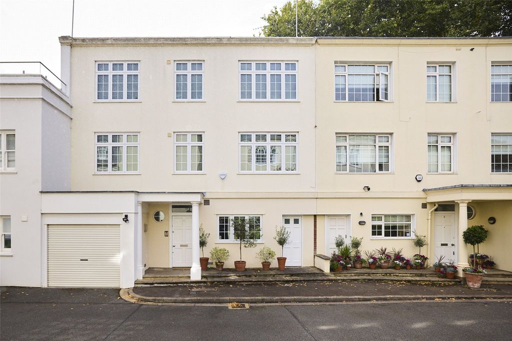 Property photo 1 of 43 Exterior