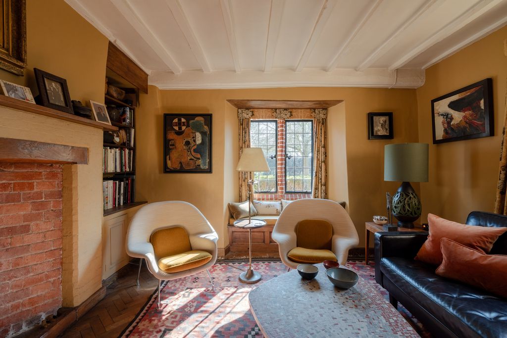 Property photo 2 of 31 333430 - Fiddler's Croft, Ware Sg11 - High Res-02048.Jpg