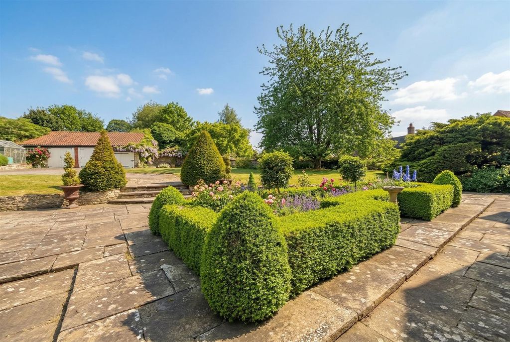 Property photo 3 of 24 Image-3x2-2528x1696 - 2026-03-24T143158.097.Jpg