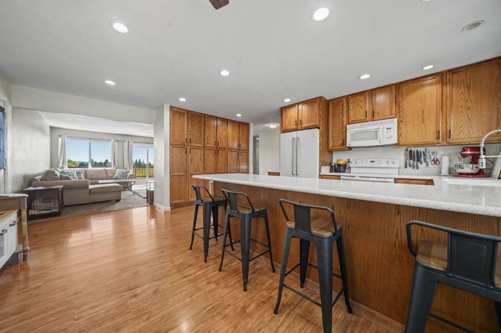 Property photo 3 of 30 <Alttext/>