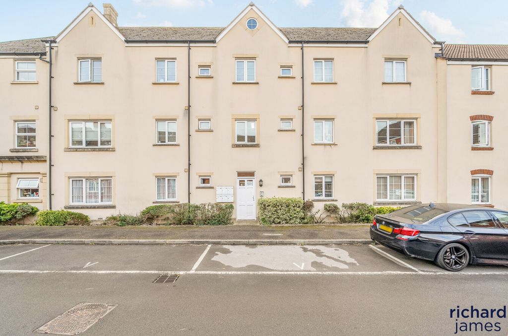 Property photo 1 of 10 3A9B5Cde5d874Ba39Bd14Eb41d7Fc282