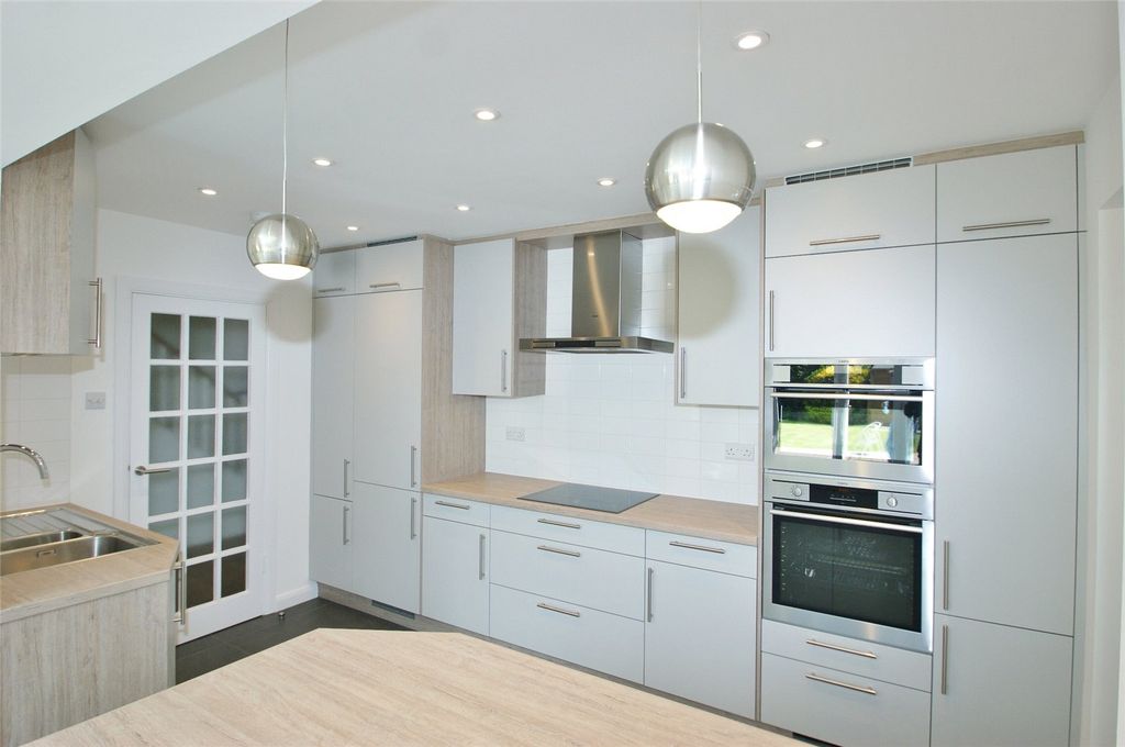Property photo 2 of 19 Picture No. 07