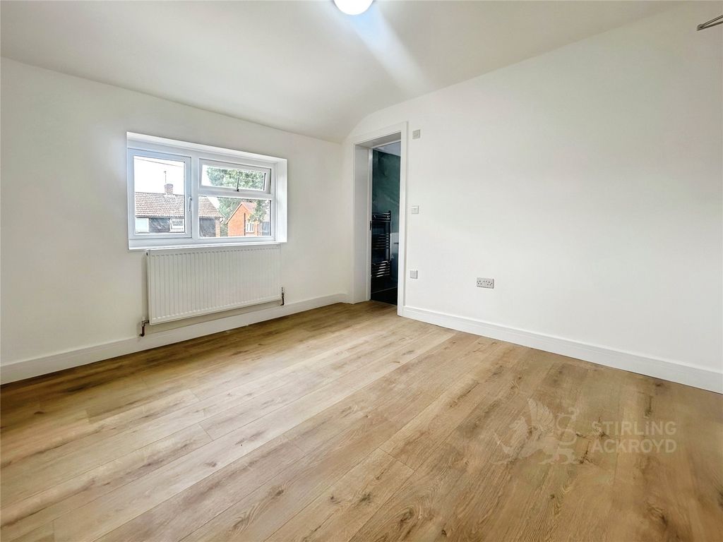 Property photo 1 of 7 Bedroom 3