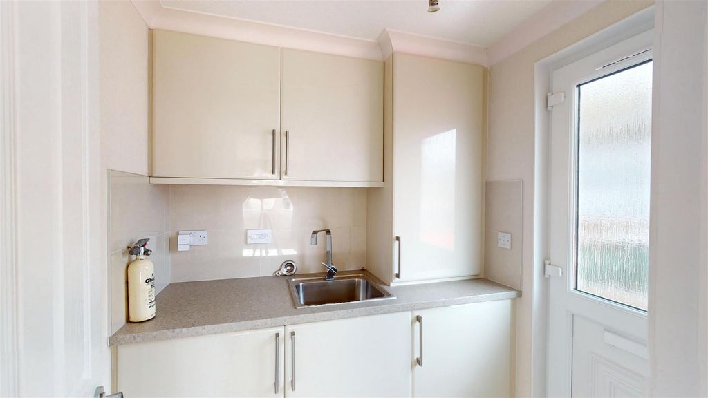 Property photo 3 of 8 03252026_144410.Jpg