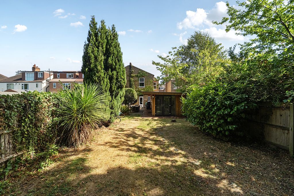Property photo 3 of 18 1508160-3-6A7Ef2c...