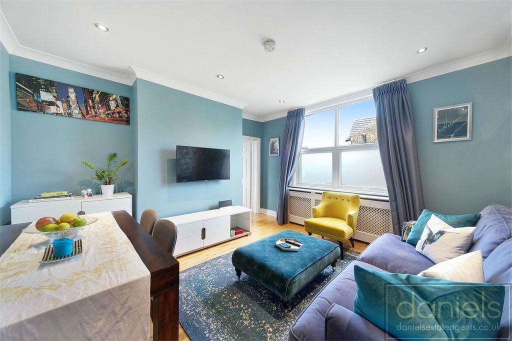 Property photo 1 of 8 1