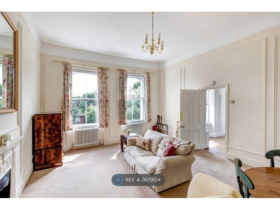 Property photo 2 of 8 Sitting Room