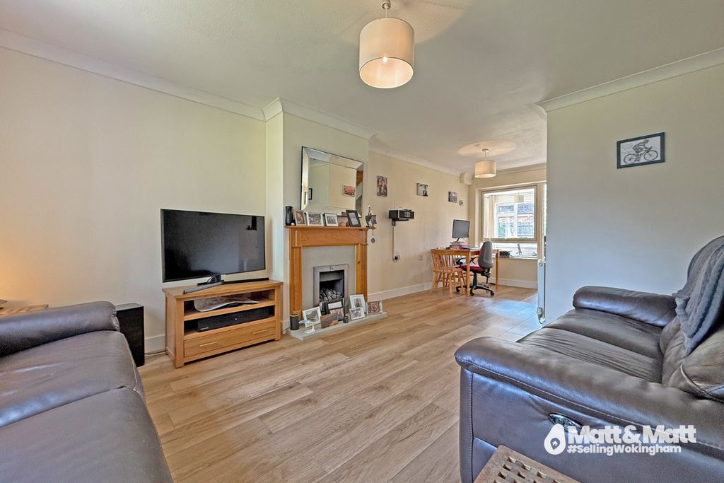 Property photo 2 of 12 4171955