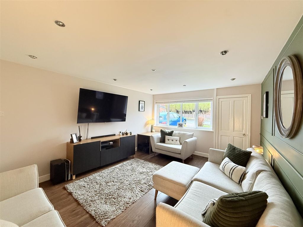 Property photo 2 of 13 Img_2325.Jpeg