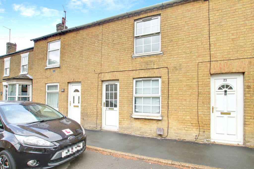 Property photo 1 of 7