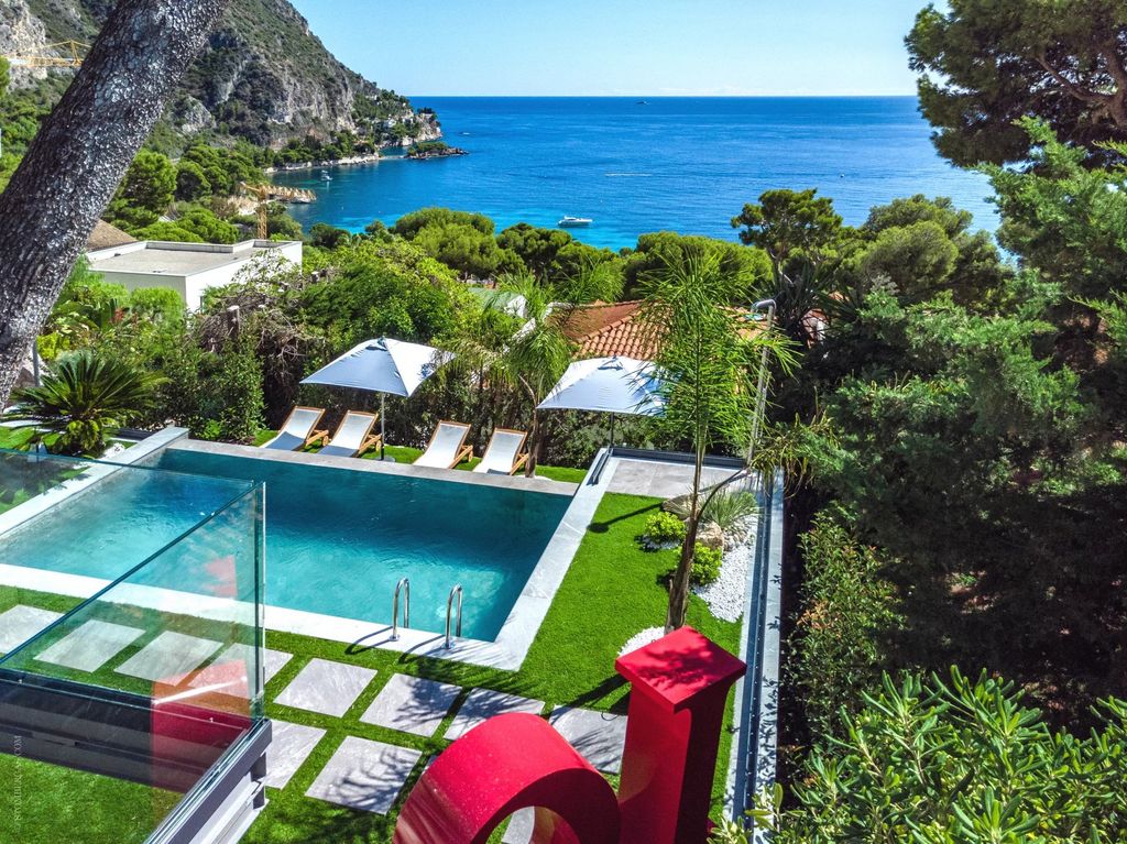 Property photo 2 of 30