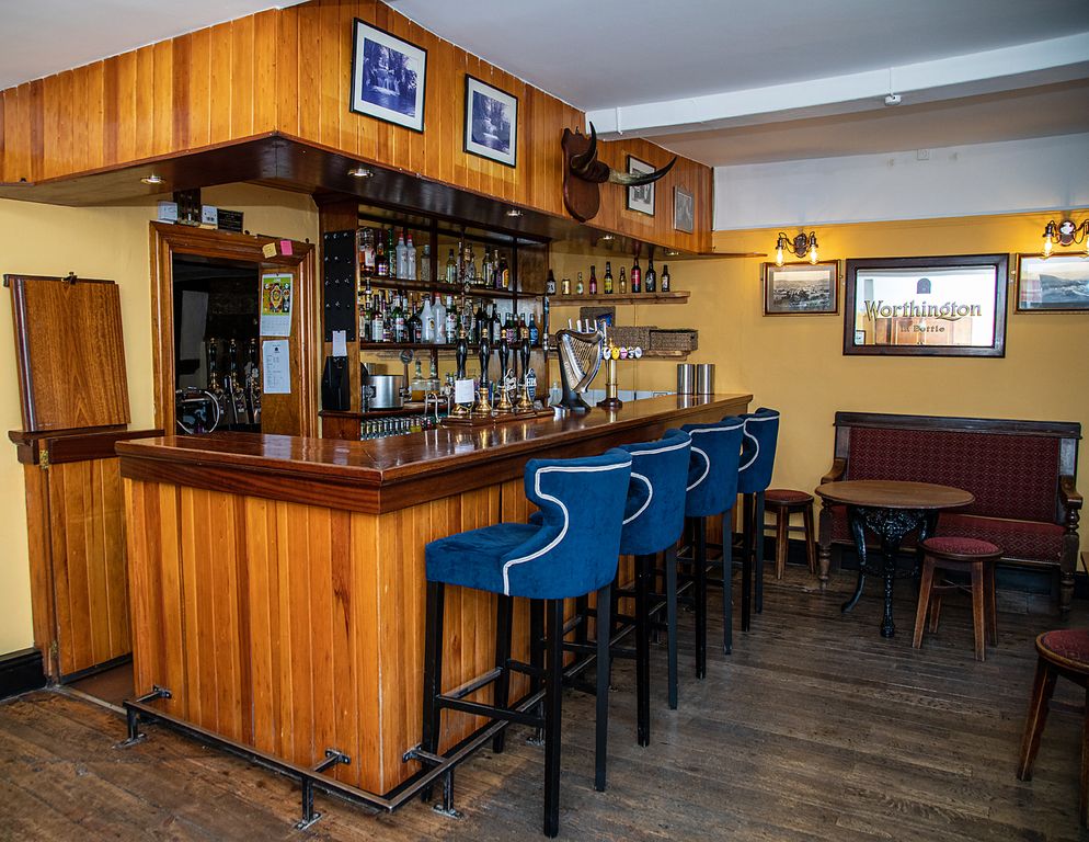 Property photo 2 of 13